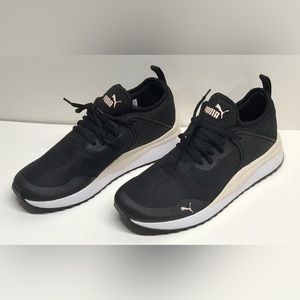 PUMA Pacer Next Cage Fresh Women’s Sneakers - Size 8 Black-Pink Dogwood